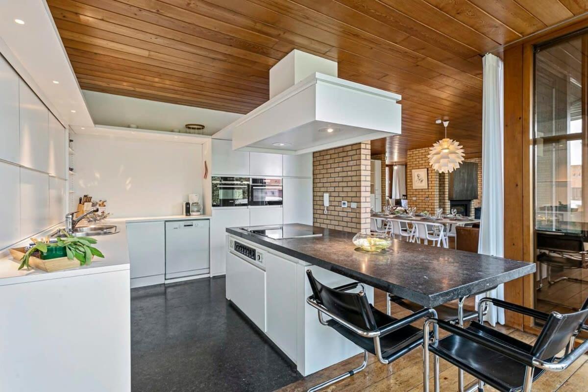 Eighties Modernist Design House With Garden Near The Beach Ostende Exteriér fotografie